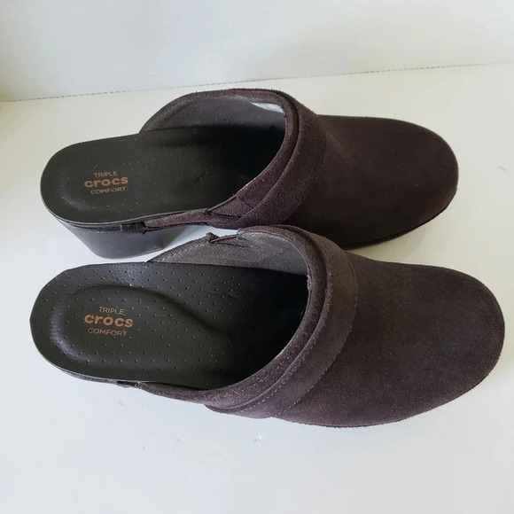 Crocs Sarah Womans Triple Comfort Brown Suede Leather  Mule Clogs,8W. - Picture 4 of 7